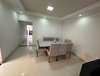 CASA JARDIM CAMPOS - MARINGÁ - PR