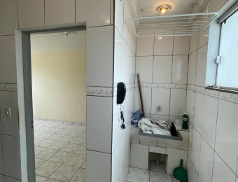 APARTAMENTO ED. ACNHIETA 1 - MARINGÁ
